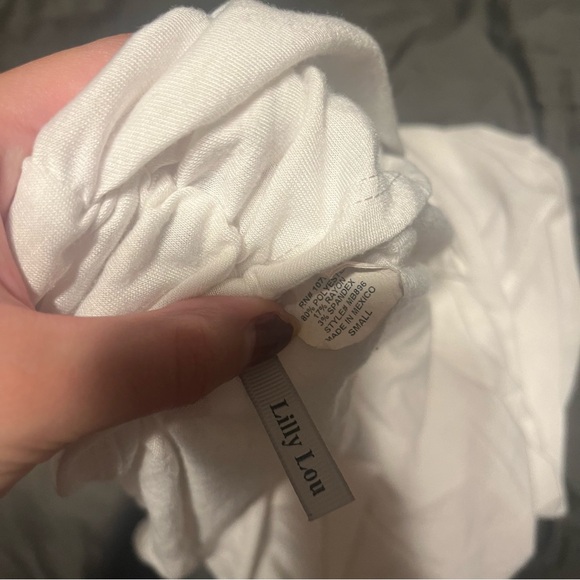 White Flowy Shirt Blouse - Picture 3 of 3